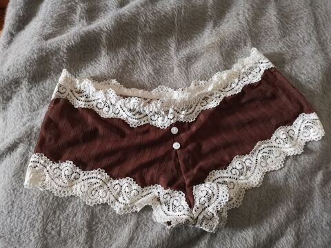 Culotte marron, blanc sans marque, taille M, neuve 20 Villemomble (93)