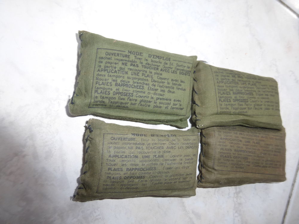 Pansement individuel arm&eacute;e fran&ccedil;aise type 1949 dat&eacute; de 1952 