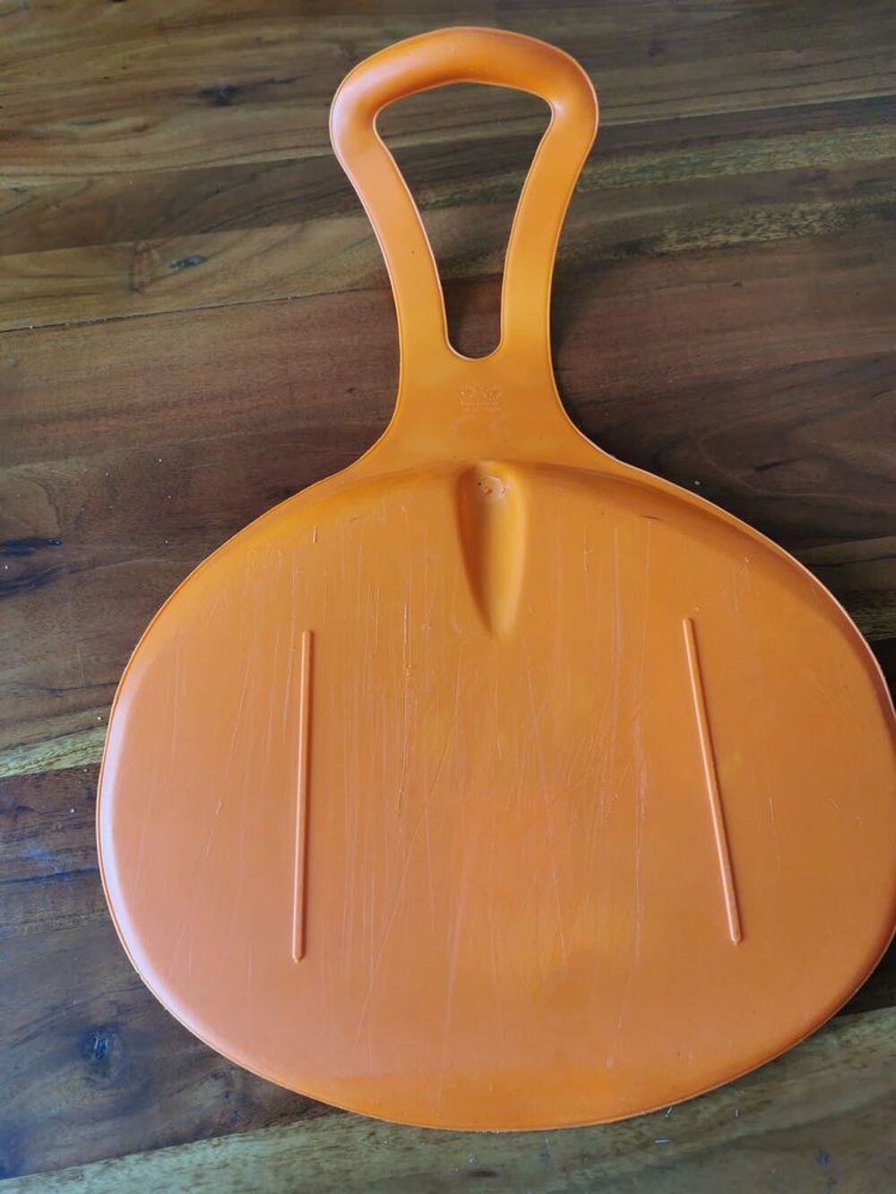 Luge pelle plastique enfant Sports