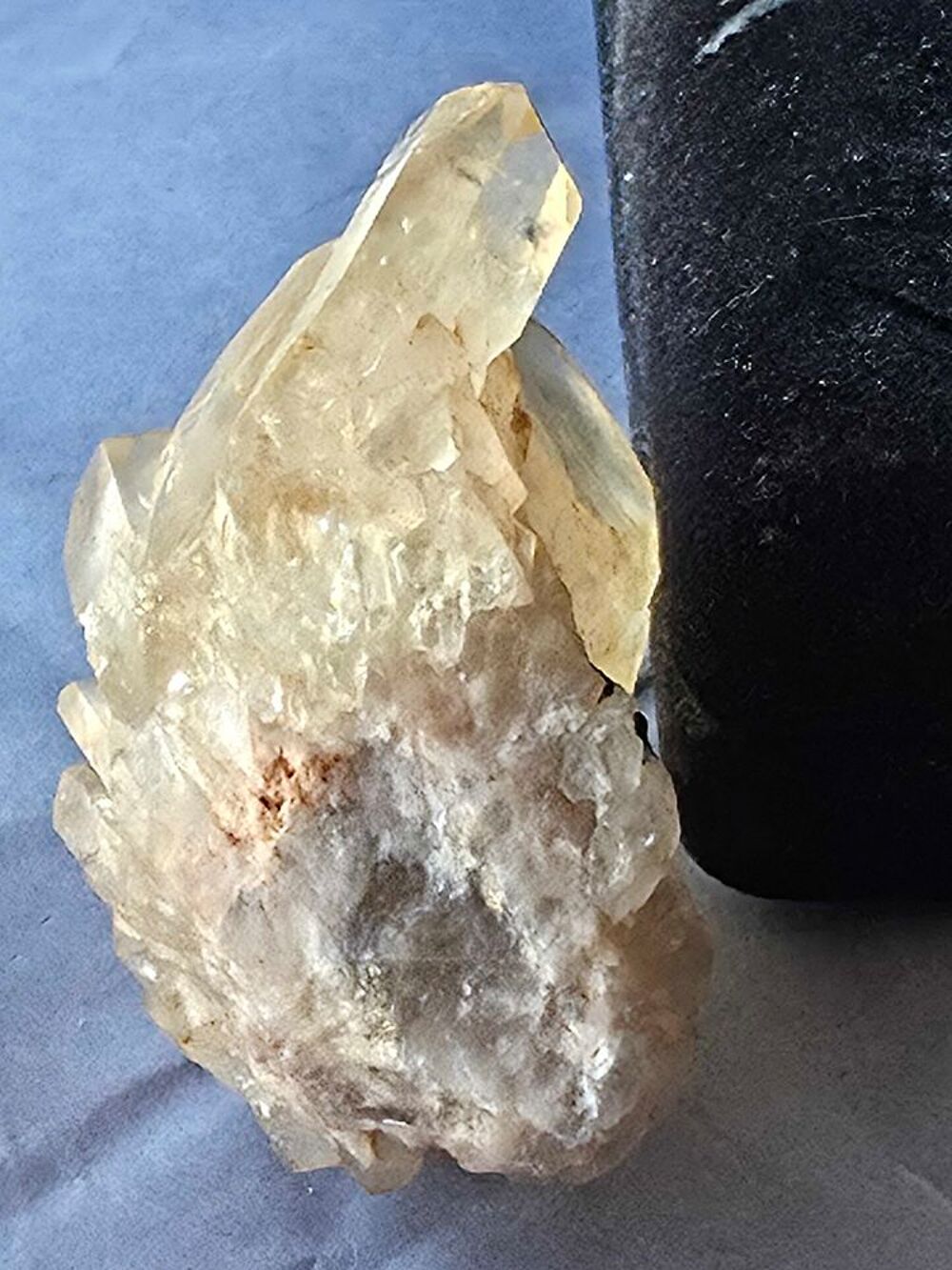 Magnifique Citrine Naturelle de Kolwezi RDC-Cristal Brut 70g 