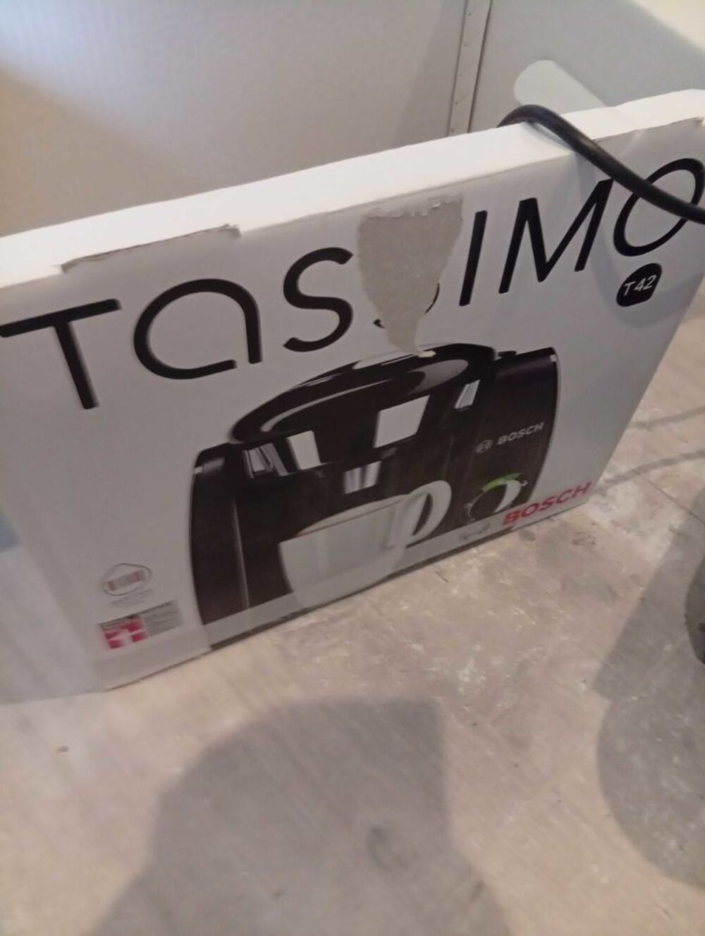 Tassimo t42 neuve Electroménager