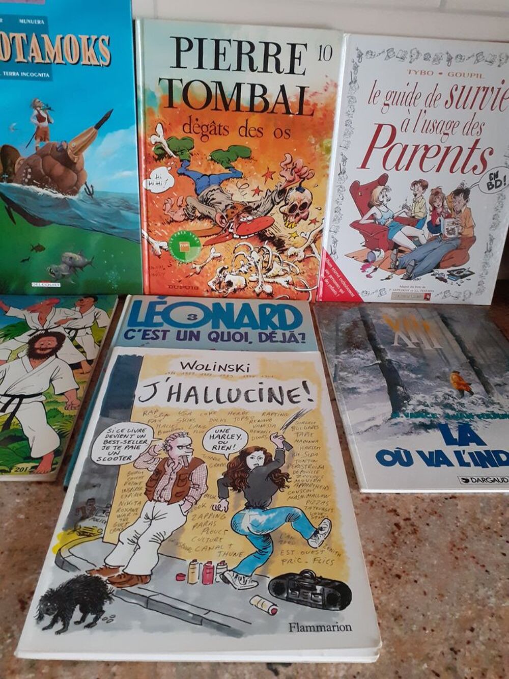 Bandes Dessin&eacute;es Livres et BD