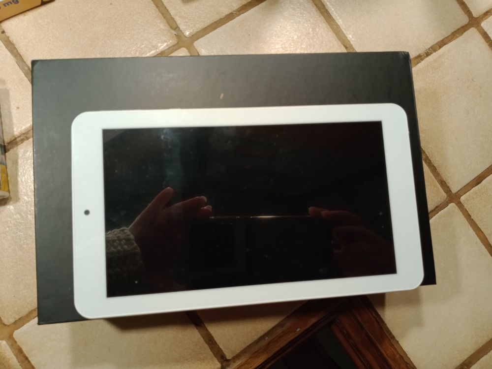 Tablette tactile Téléphones et tablettes