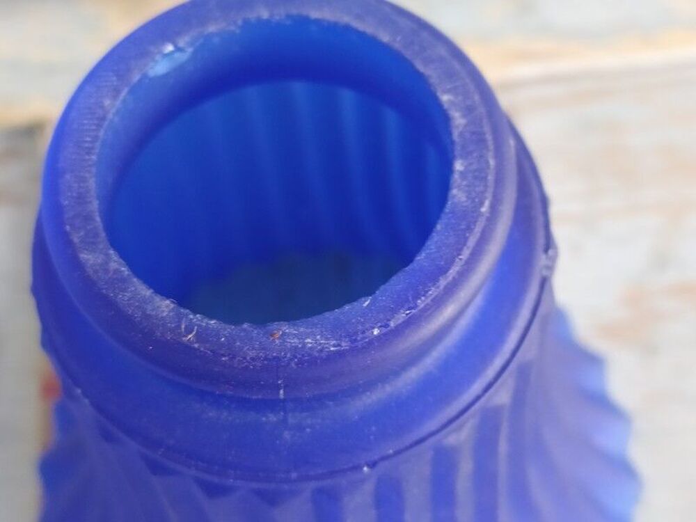 Ancienne Tulipe de Lampe Verre Bleue Cobalt Drap&eacute; Pliss&eacute; 
