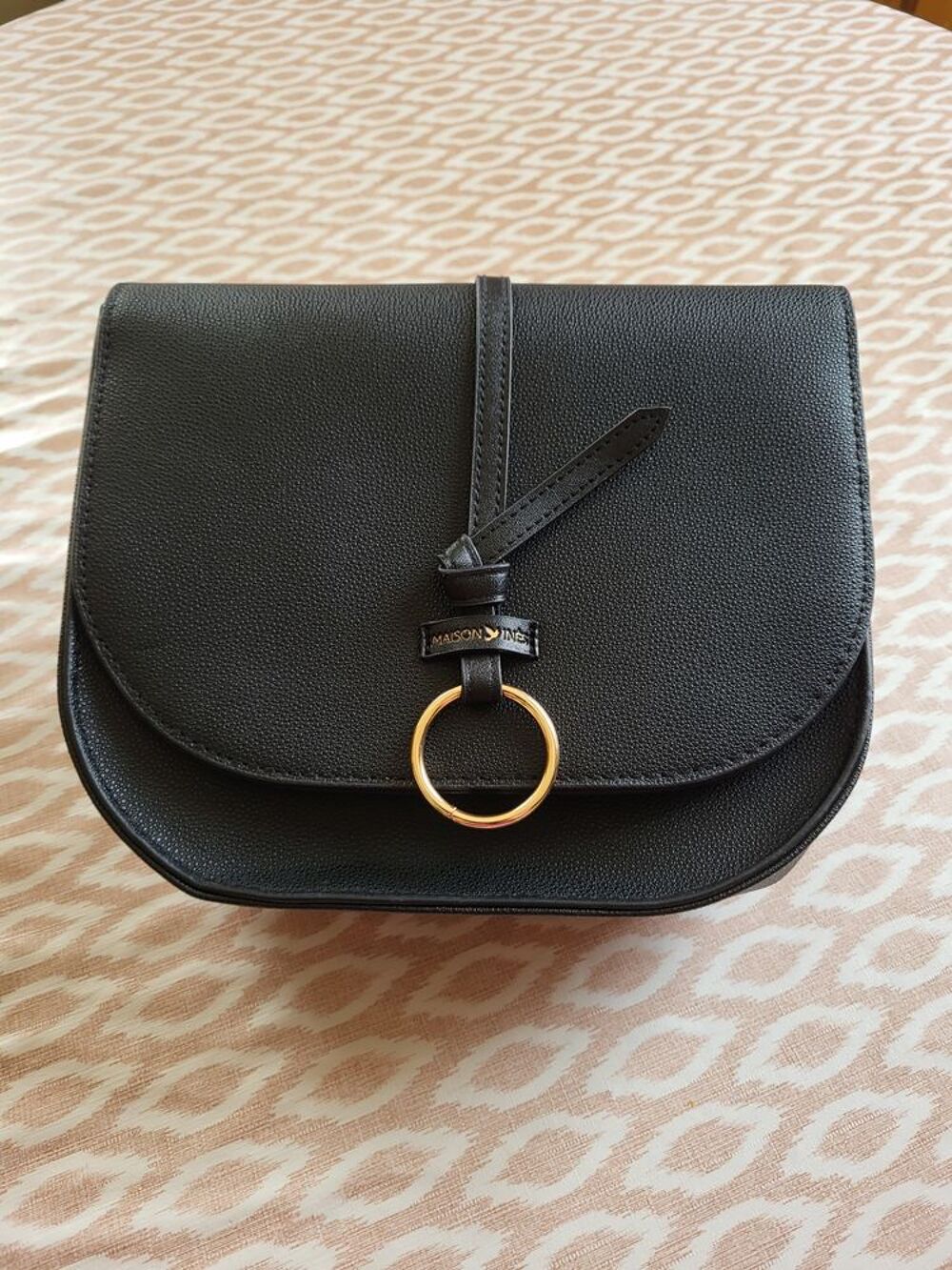 sac a mains neuf en cuir noir. Maroquinerie