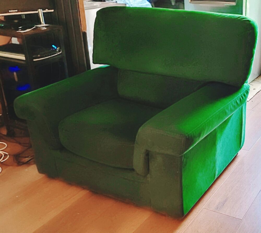 Canap&eacute; 2,5 places et fauteuil Alcantara Meubles