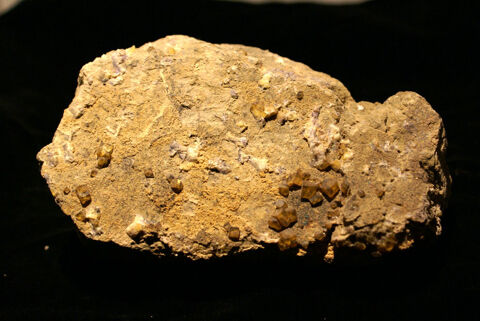 FLUORITE - MINERAUX DE COLLECTION 8 Saint-Mdard (16)