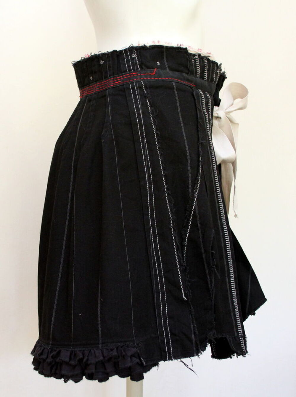 Jupe courte &agrave; plis MARITHE FRANCOIS GIRBAUD T.S Vêtements