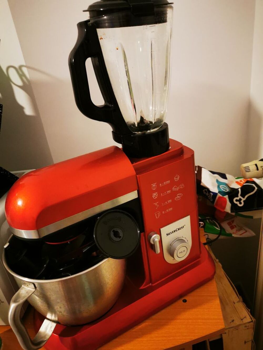 Robot p&acirc;tissier silvercrest Electroménager