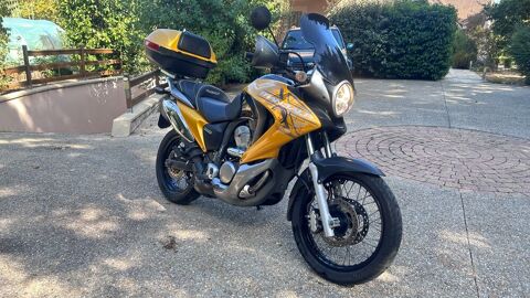 Moto HONDA 2008 occasion Houdan 78550