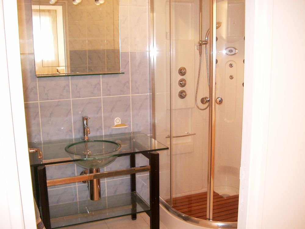 Location Appartement APPARTEMENT 44m2 sur PARIS 16 Paris 16