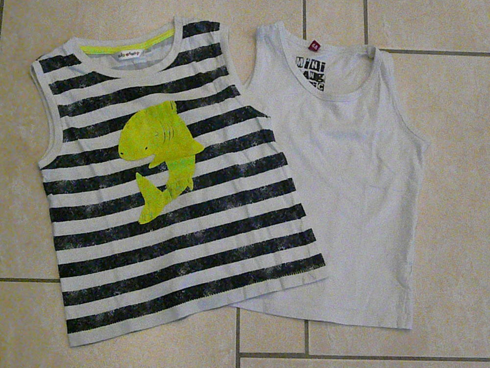 Lot de 2 d&eacute;bardeurs 4 ans (n&deg;26 bis) Vêtements enfants