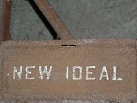   Faucheuse DEERING NEW IDEAL 