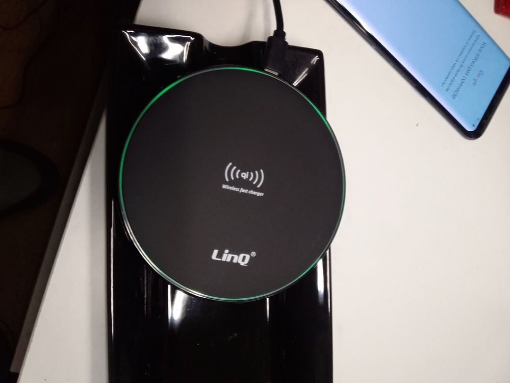 Chargeur sans fil neuf Téléphones et tablettes