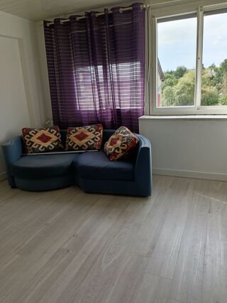 Appartement à louer 3 pièces 61 m²