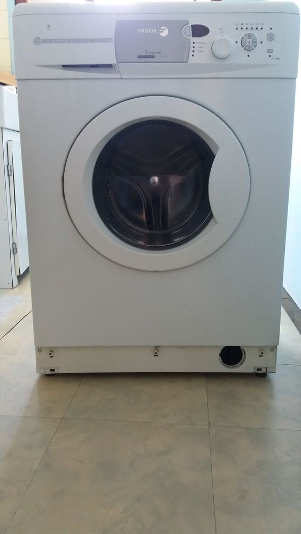 Machine &agrave; laver le linge - Fagor Innova 6 kgs - Nice - 06 Electroménager