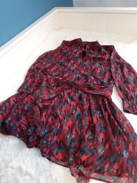 ROBE doublée   ONE STEP  - 38 50 Saint-Etienne (42)