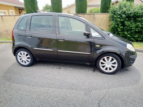 Annonce voiture Lancia Musa 3890 €