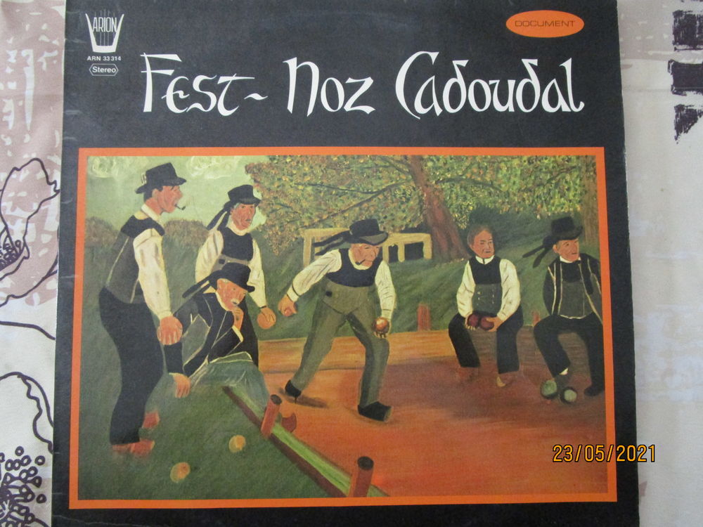 vinyle "fest noz Cadoudal" &eacute;diteur ARION 
CD et vinyles
