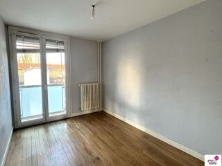  Appartement � vendre 4 pi�ces 71 m�