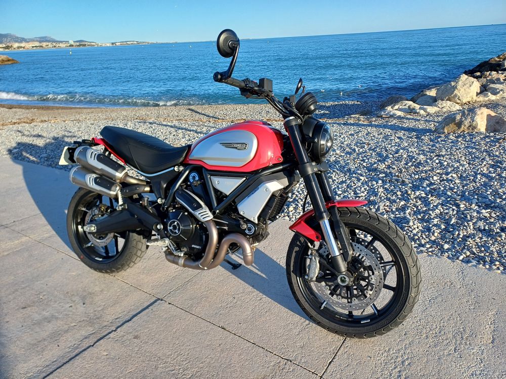 DUCATI 2021 occasion 06390 Contes