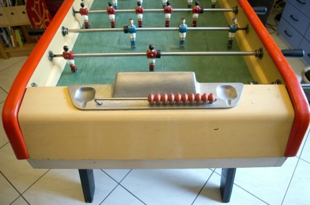 Baby-foot Bonzini b60 avec monnayeur Sports