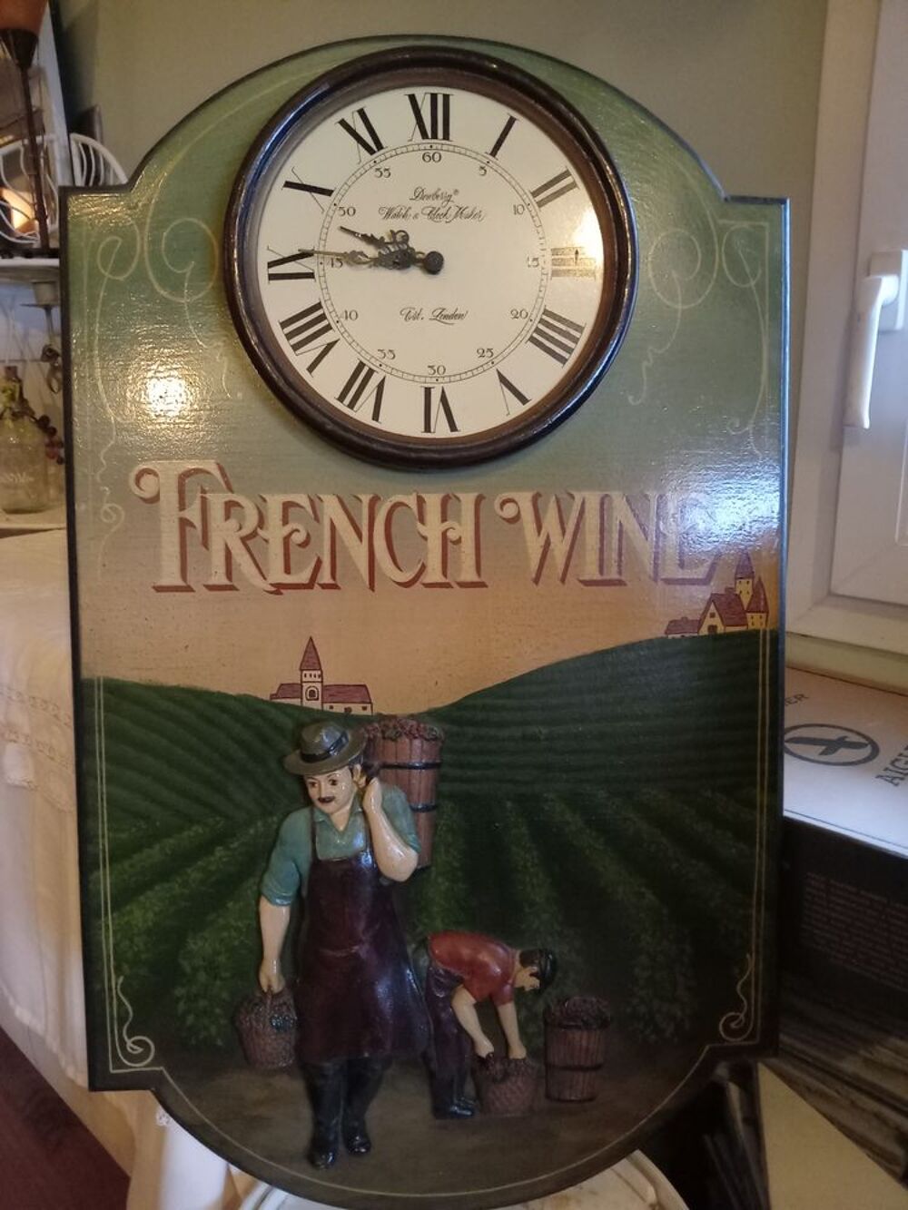 Pendule murale en bois peint sculpt&eacute; COUNTRY CORNER
Electroménager
