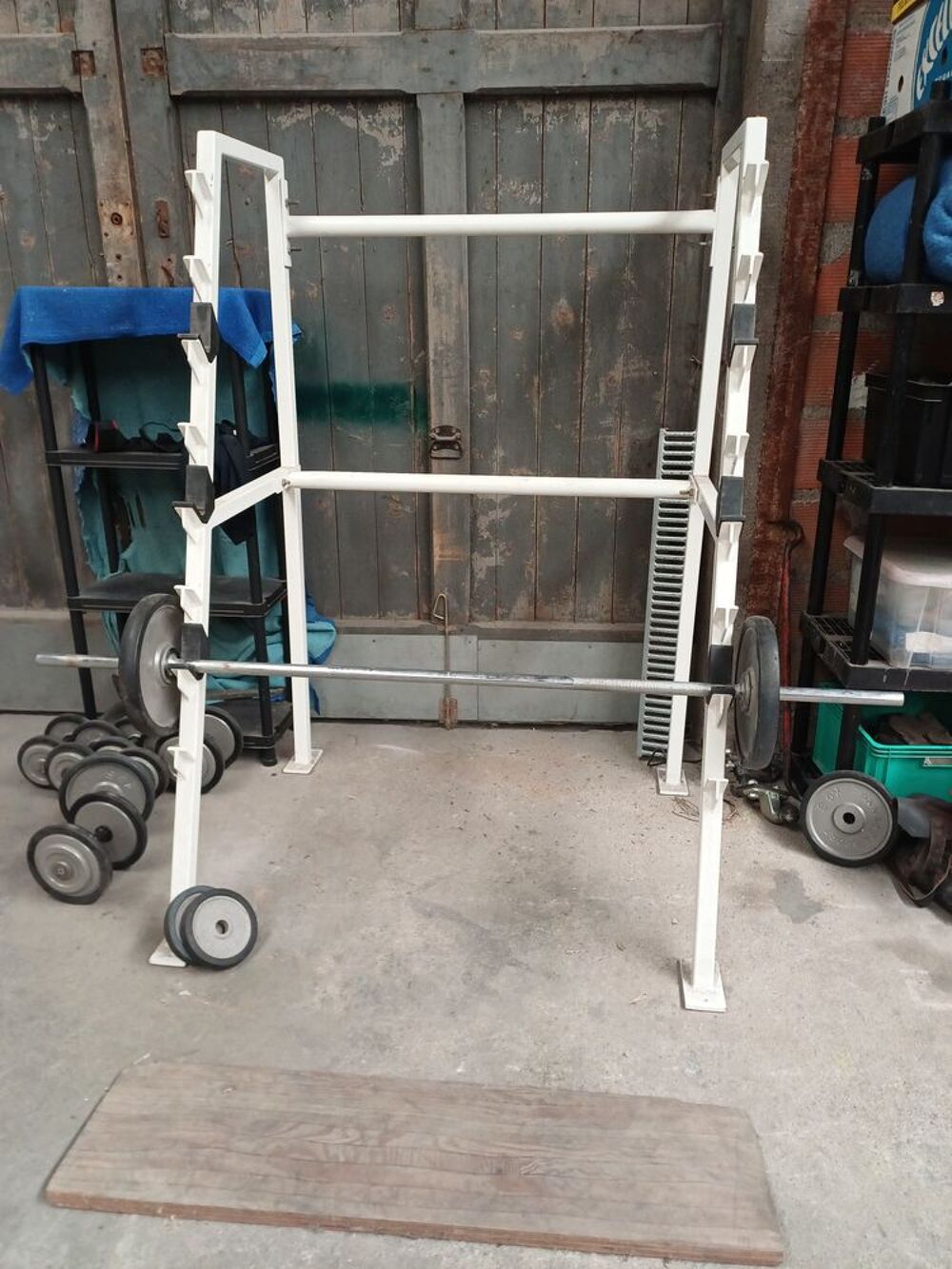 Rack &agrave; squats avec une barre diam&egrave;tre 28mm ... Sports