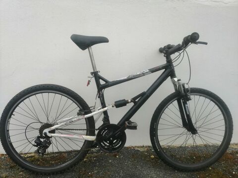 VTT 26 pouces suspendu alu Raleigh 79 Challans (85)