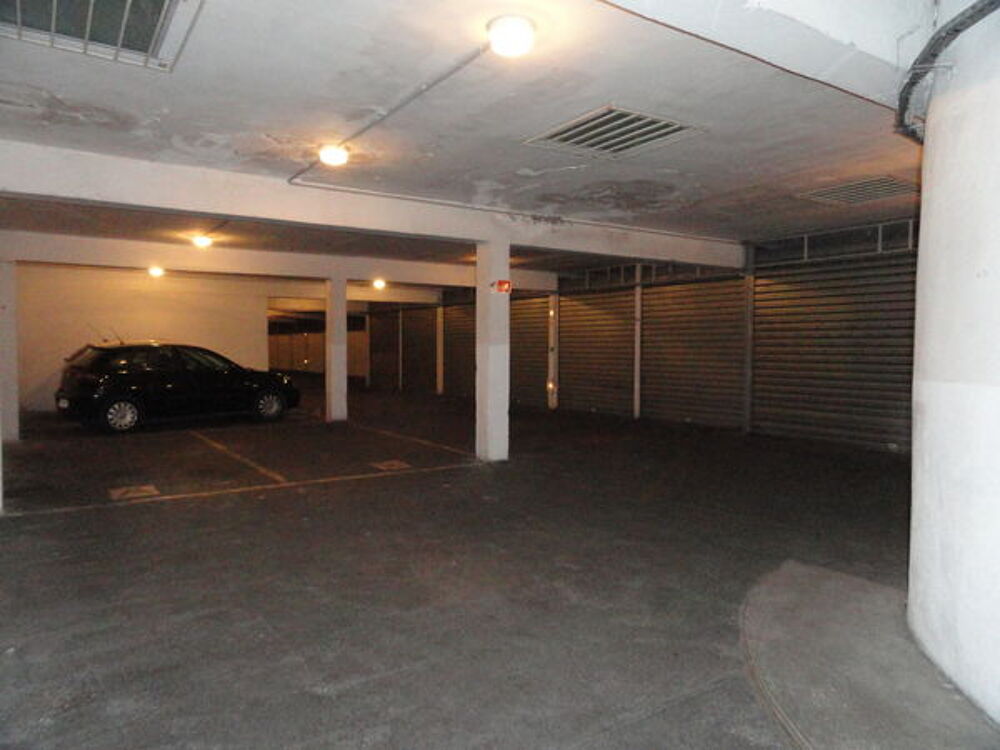 Location Parking/Garage A SETE votre garage en centre ville Facile d'accès Sète
