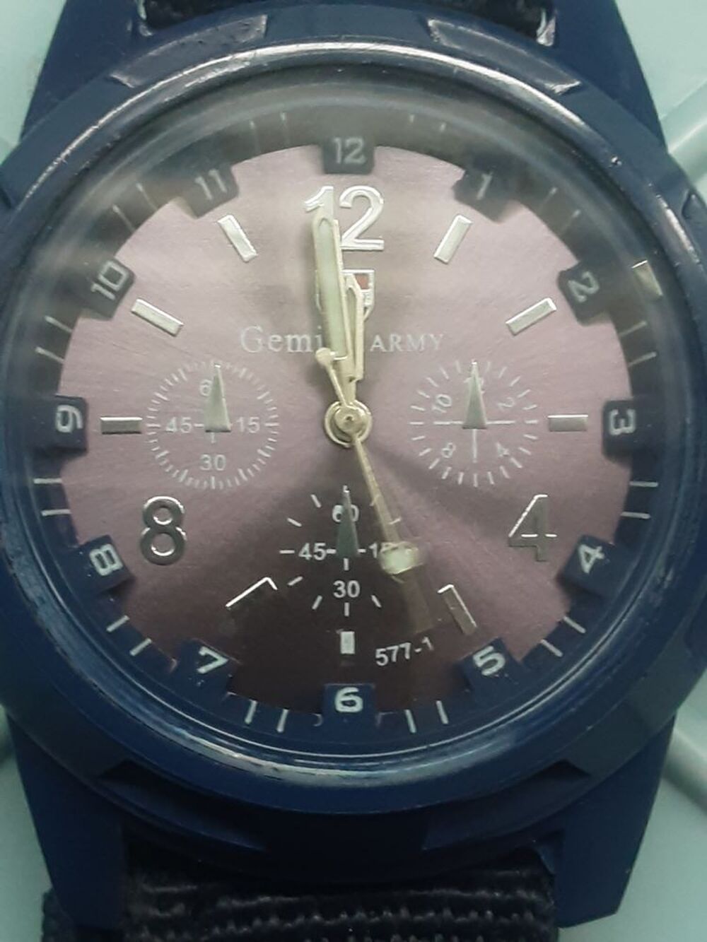MONTRE MILITAIRE **G&Eacute;MIUS ARMY Bijoux et montres