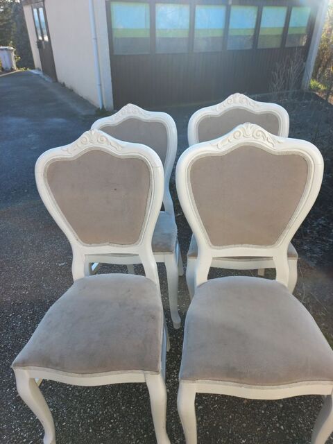 4 CHAISES VINTAGE  STYLE LOUIXV style AMADEUS 60 Rive-de-Gier (42)