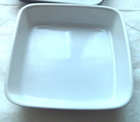 Plat � four carr� en gr�s culinaire blanc 25 Villeurbanne (69)