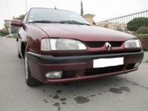 R19 19 1.8 RT 1994 occasion 06600 Antibes