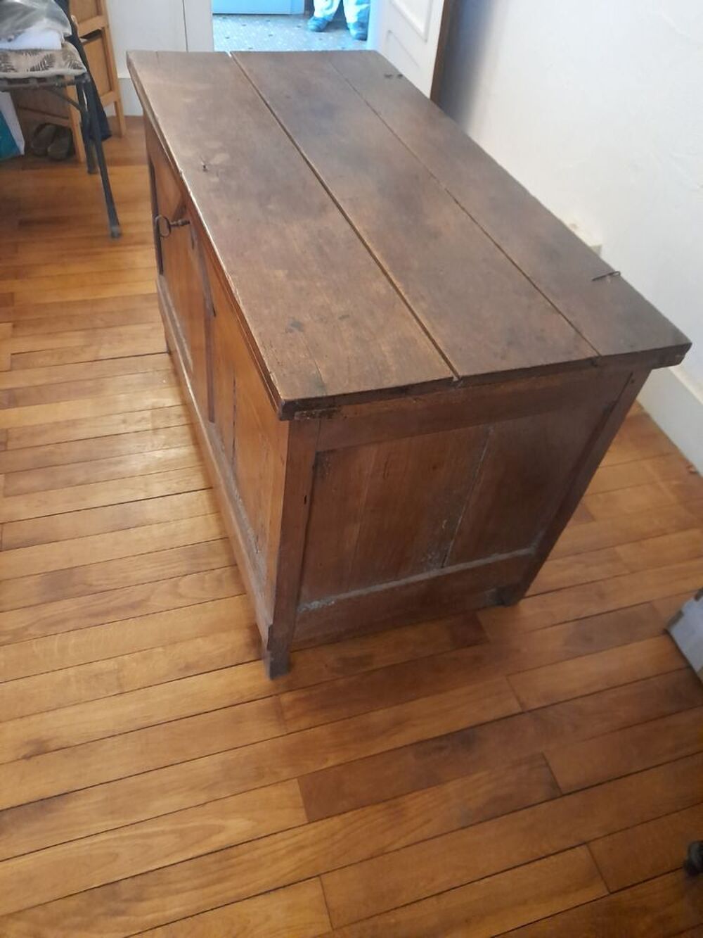 COFFRE BOIS ANCIEN Meubles
