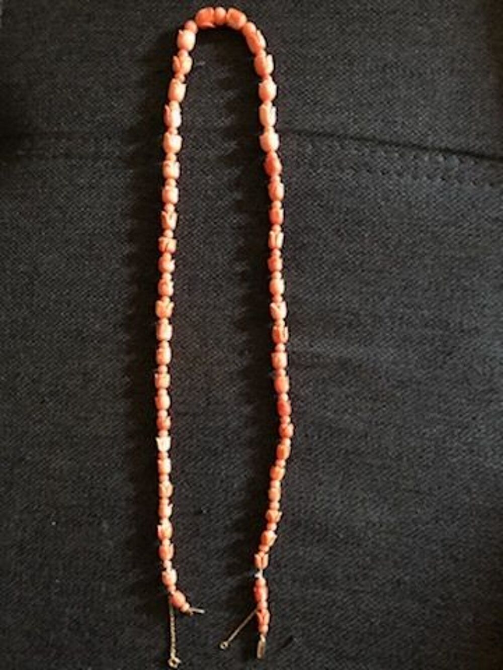 collier de corail Bijoux et montres