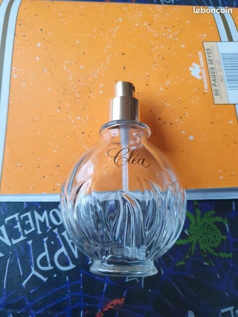 Bouteille de parfum vide clea 2 Aubvillers (80)