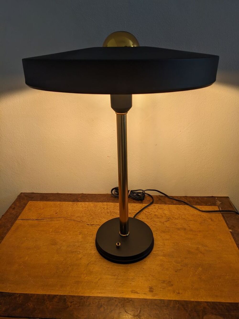 Lampe de bureau design Louis Kalff pour Philips Mod&egrave;le Timor Décoration