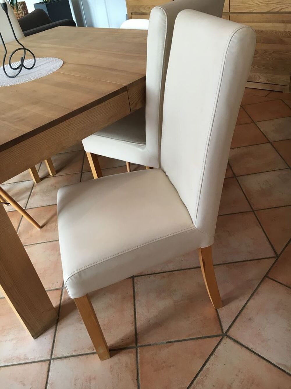 4 belles chaises maisons du monde Meubles