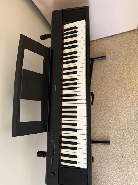 Clavier Yamaha NP-12 + support double Ibiza Sound �  Tr�s bon �tat 150 Lyon 9 (69)