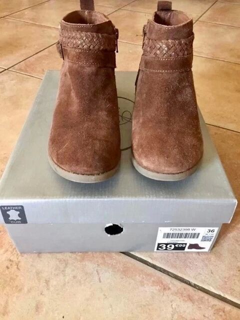 boots cuir P36 �tat neuf � 20 euros 20 Laura�t (32)
