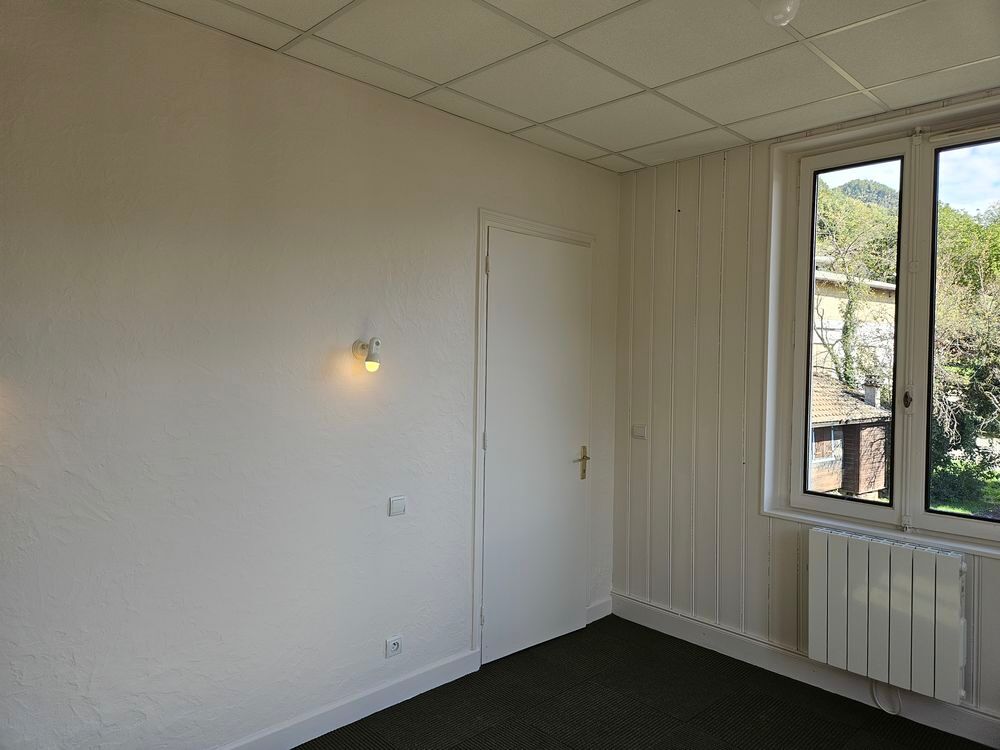 Location Appartement Sallanches coteau T3 63m2 lumineux parking prive St martin sur arve