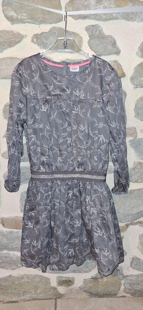 Robe grise marque Tape à l'oeil taille 8 ans 7 Villiers (86)
