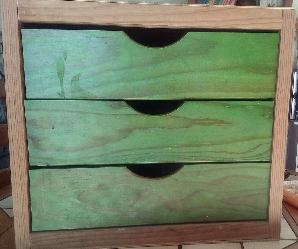 Cube de rangement 3 tiroirs en bois Meubles