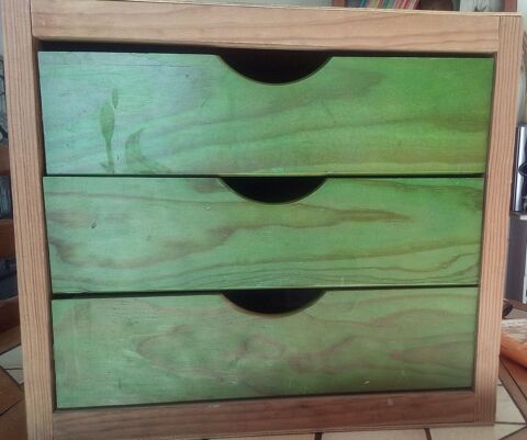 Cube de rangement 3 tiroirs en bois 8 Montpellier (34)