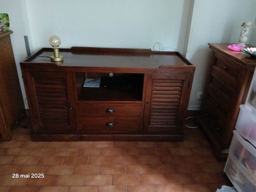 Tr&egrave;s beau buffet en Acajou Massif de Maison du Monde Meubles