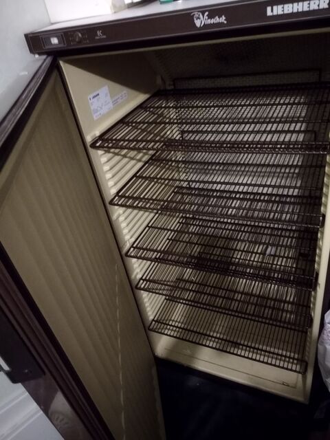 VINOTEK LIEBHERR Les Ulis (91)