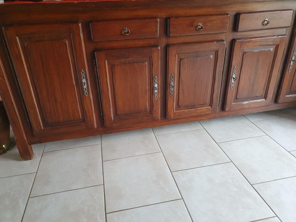 Buffet massif Meubles