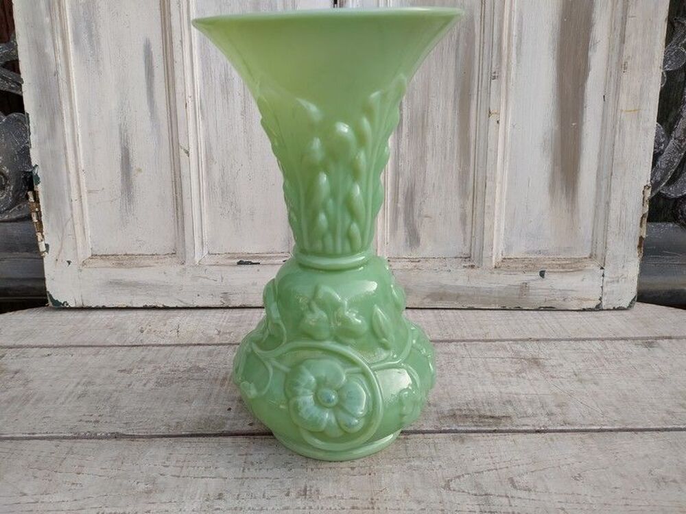 Grand Vase Verre Opaline Verte Saint Louis D&eacute;cor Fleurs Décoration