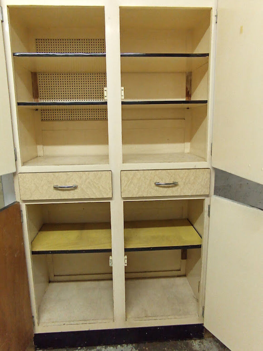 BUFFET CUISINE EN FORMICA VINTAGE Meubles